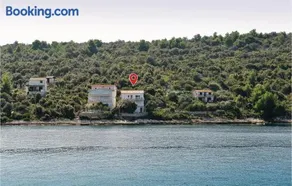 Nice Apartment In Drvenik Veliki - Image 3