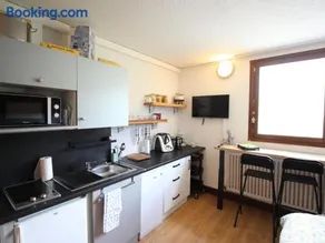 Studio 27m² avec balcon et piscine à Chamrousse - FR-1-549-152 - Image 1