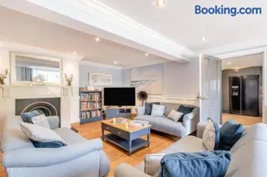 6 Bed in Bacton oc-2187 - Image 2