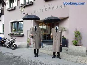 Hotel Unterbrunn Apartments & Gästehaus - Image 3