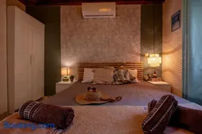 Omonia Beach House 2 - Image 2
