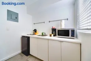 Comfortable Studio Near Beach and Cultural Spots - Image 4