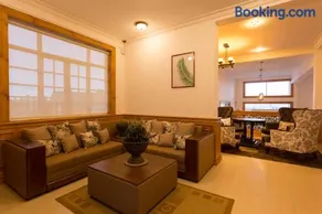 C I Residence - Image 2