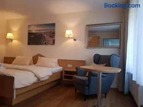 Hotel Penterknapp - Image 4