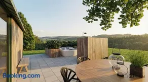 Newly Renovated Holiday Home Near The Water - Image 2
