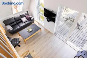 10 min walk from city center - Image 2