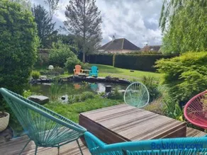 apartment with large garden - Image 3