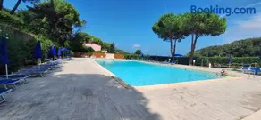 Elba Blue Horizon Apartment & Relax Pool - Image 2