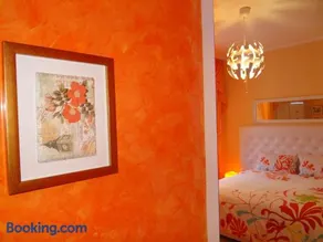 Orange Flower Apartments 1 - Image 3
