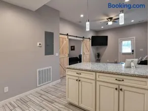 734 East Broadway, Unit 101A - Image 4