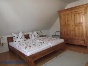 Große Ferienwohnung am grünen Stadtrand - Image 2