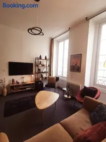 Ravissant appartement entièrement rénové T2, proche de la rue Saint Catherine - Image 4