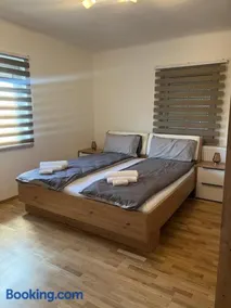Apartments Fast Food Bodensdorf - Image 3