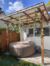 La Bulle spa barbecue netflix - Paris Orly - Image 2