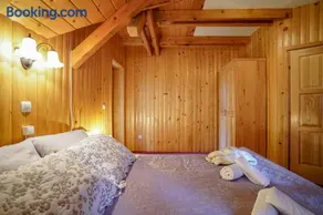 Luxury Love Chalet - Image 2
