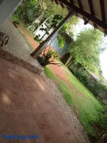 Muthu Villa - Image 2