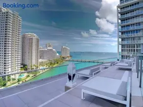 Incredible 1 Bed Apt 43rd Floor at Icon Brickell - Image 5