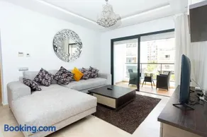Appartement avec piscine - Image 1