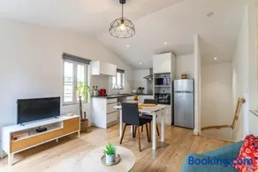 Superbe Appartement avec Terrasse en Centre Ville - Image 3
