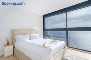 GuestReady - Madeiran oasis with ocean view - Image 5