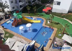 Cosy home beach swimming pool air conditioning WiFi - Image 1