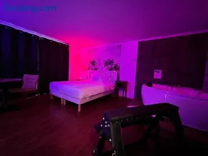 Jacuzzi LOVE Suite - Image 2