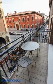 3 Amici Suites - Image 3