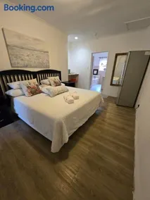 Red Door Strand Guest house - Image 3