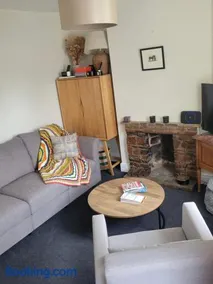 Cosy Cottage - Image 2