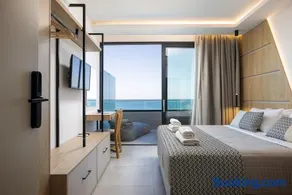 Poseidon Hotel - Image 1