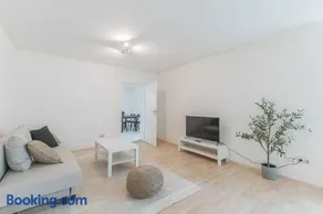 G01 schöne Souterrainwohnung - Self Check-In ideal für Teams und Monteure - Image 1