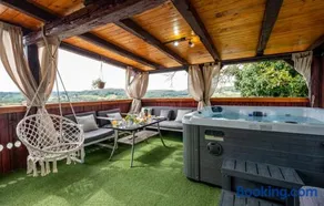 Green House - Image 1