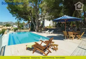 Villa con giardino, griglia e piscina privata - Image 3