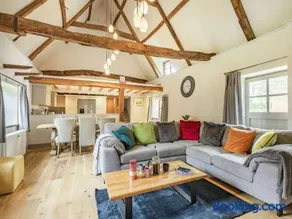3 Bed in Norwich oc-86387 - Image 4