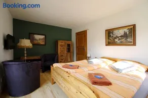 Pension und Falknerei an der alten Schmiede - Image 3