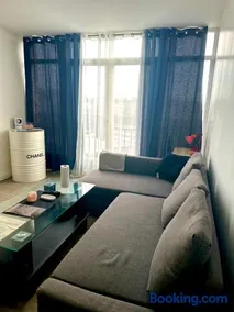 Apartament spațios și luminos - Image 2