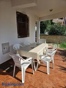 Novalja Apartments - Image 3