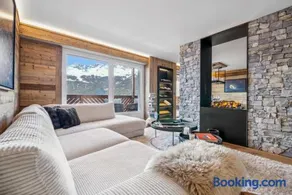 Exquisite Duplex with Views by Mrs Miggins - Image 1