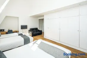Simple Stay - Image 3