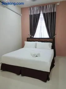 Ummi Guesthouse - Image 2