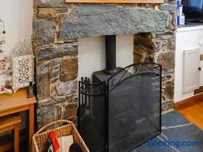 1 Tower Cottage - Image 1