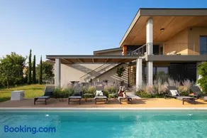 Luxury Villa Puerto de Paz for 8 people near Fazana with 60 m2 private heated pool, sauna, mini-golf & sea view - Image 1