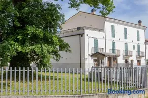 Gran sasso white house - Image 1