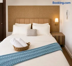 8 Adriatico Manila Condotel Sea View Corner Unit Near St Lukes Clinic - Image 1
