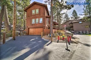Deck & Beach Access: Lake Tahoe Shoreside Retreat! - Image 2