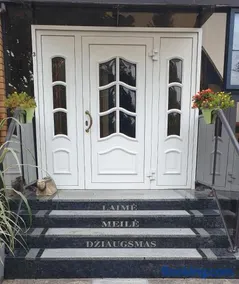 House Violeta - Image 1