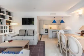 Hidden Gem 4 Bdr House Just Renovated on the Beach - Image 3