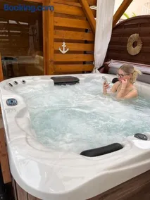 Gabi Appartementhaus mit Jakuzzi, Sauna und Stand Up Paddle Board - Image 1