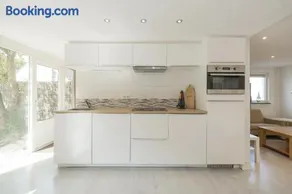 The Beach House - Image 3