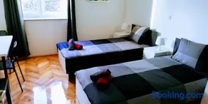 Pula Center Green Park Apartments and Rooms - Image 5